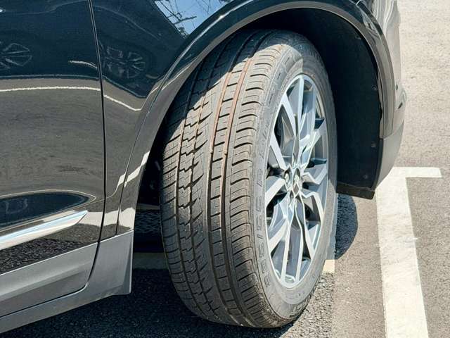 キャデラック ＸＴ５ プラチナム スポーツ ４ＷＤ R8年 (近畿) 99