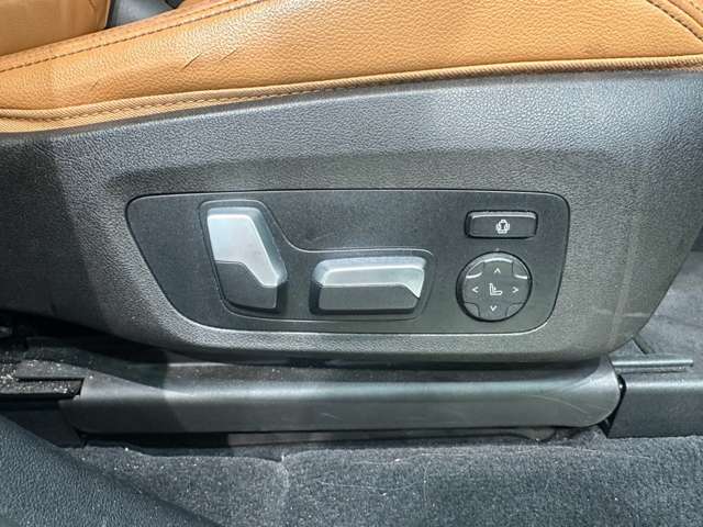 ＢＭＷ Ｘ３ Ｘドライブ２０Ｄ Ｍスポーツ ディーゼルターボ ４ＷＤ H30年 () 99