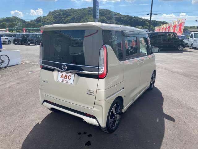 日産 ルークス ６６０ ハイウェイスターＧターボ R4年 (中国) 99