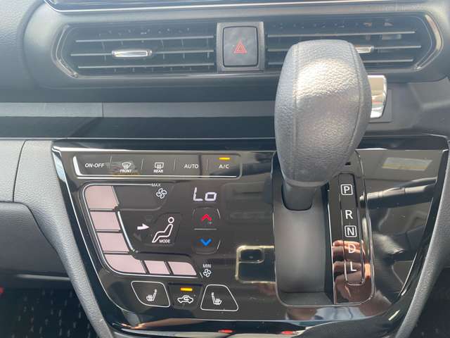 日産 ルークス ６６０ ハイウェイスターＧターボ R4年 (中国) 99