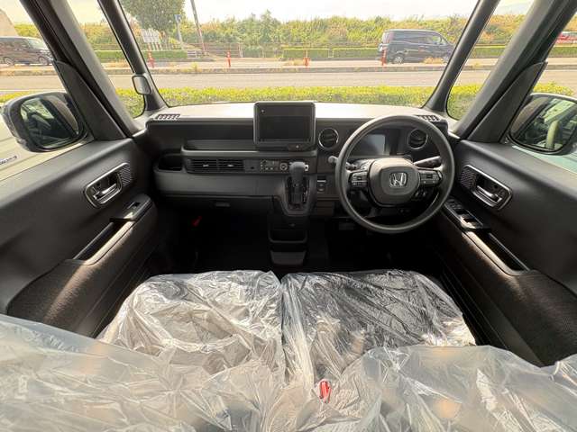 ホンダ Ｎ　ＢＯＸ カスタム ６６０ R8年 (四国) 99