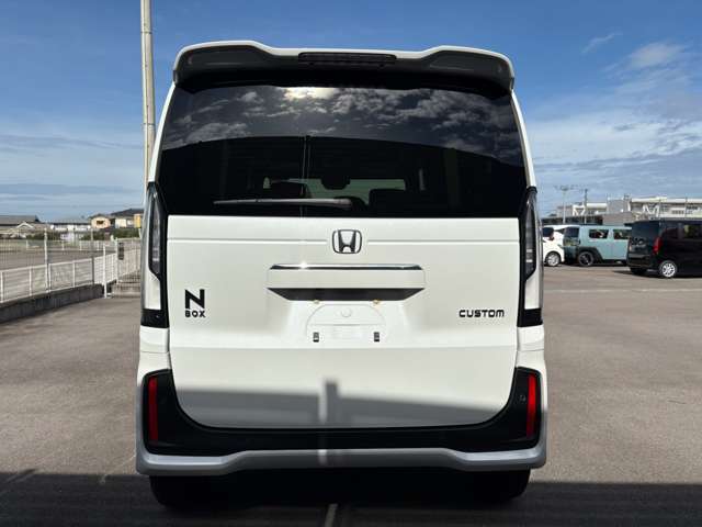 ホンダ Ｎ　ＢＯＸ カスタム ６６０ R8年 (四国) 99