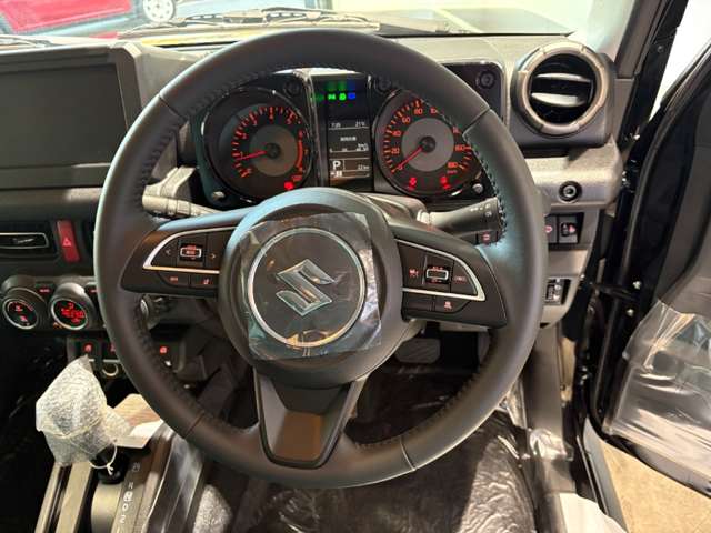 スズキ ジムニー　ノマド １．５ ＦＣ ４ＷＤ R8年 () 99