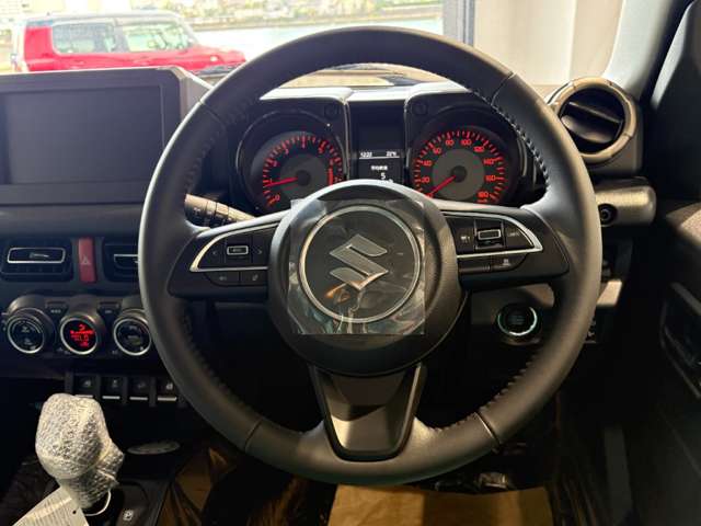 スズキ ジムニー　ノマド １．５ ＦＣ ４ＷＤ R8年 () 99