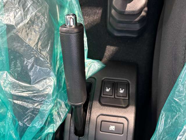 スズキ ジムニー　ノマド １．５ ＦＣ ４ＷＤ R8年 () 99