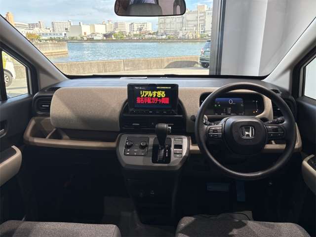 ホンダ フリード　ハイブリッド １．５ Ｅ：ＨＥＶ エアー R7年 () 99