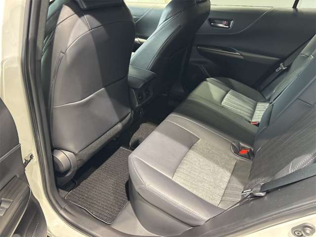 トヨタ ハリアー ２．０ Ｚ R4年 () 99