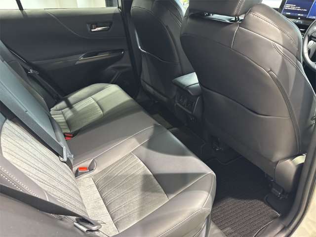 トヨタ ハリアー ２．０ Ｚ R4年 () 99