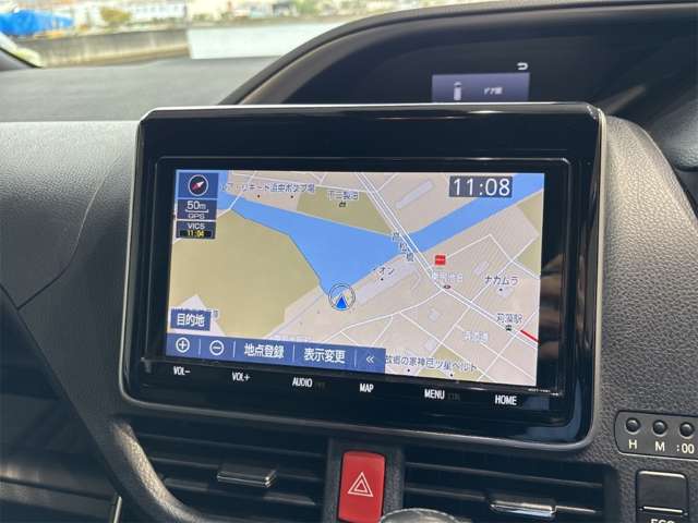 トヨタ ヴォクシー ２．０ ＺＳ 煌ＩＩ R1年 () 99