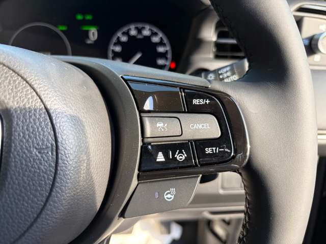 ホンダ ヴェゼル １．５ Ｅ：ＨＥＶ Ｚ R8年 () 99