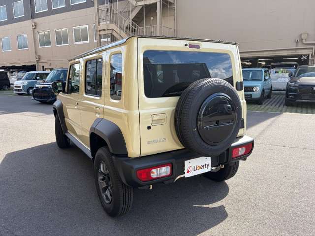 スズキ ジムニー　ノマド １．５ ＦＣ ４ＷＤ R8年 () 99