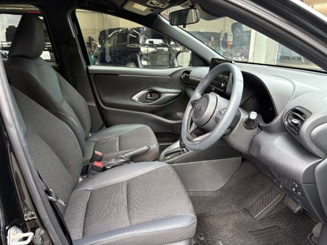 トヨタ ヤリス １．５ ハイブリッド Ｚ R7年 () 99