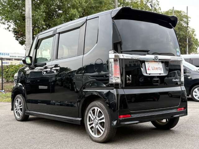 ホンダ Ｎ　ＢＯＸ ６６０ カスタムＧ ＳＳパッケージ H28年 () 99