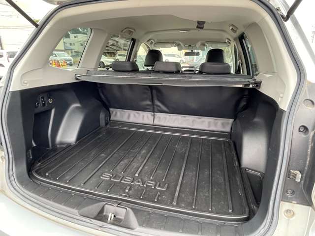 スバル フォレスター ２．０ Ｓ リミテッド ４ＷＤ H28年 () 99