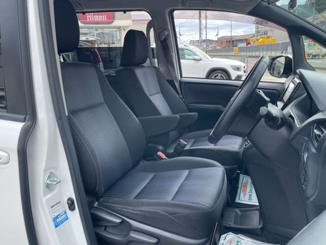 トヨタ ヴォクシー ２．０ ＺＳ H26年 () 99