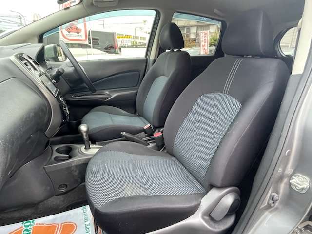 日産 ノート １．２ Ｘ ＤＩＧ－Ｓ H25年 () 99