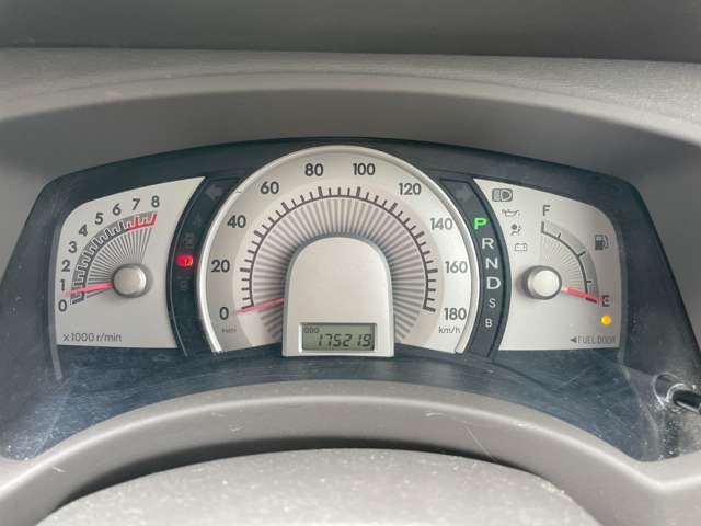トヨタ アイシス ２．０ Ｌ H19年 () 99