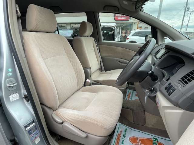 トヨタ アイシス ２．０ Ｌ H19年 () 99