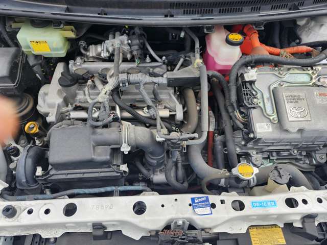トヨタ アクア １．５ Ｓ H26年 (近畿) 99