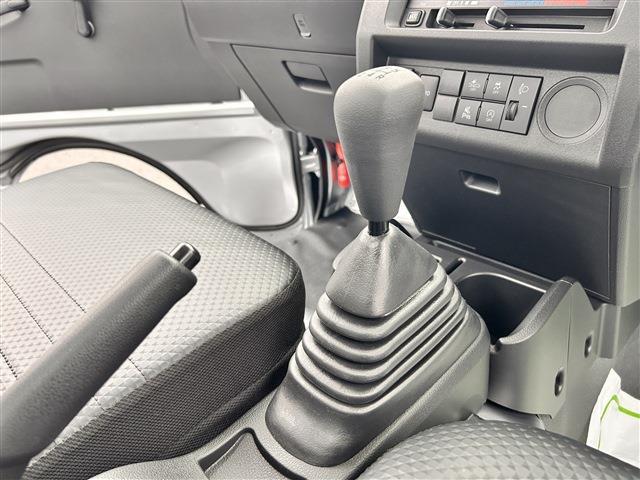 ダイハツ ハイゼットトラック ６６０ スタンダード ３方開 ４ＷＤ R8年 () 99