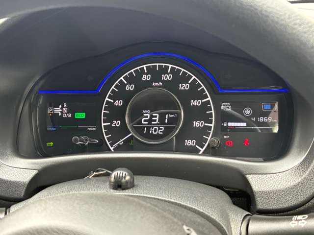 日産 ノート １．２ Ｅ－ＰＯＷＥＲ Ｘ H28年 (中国) 99