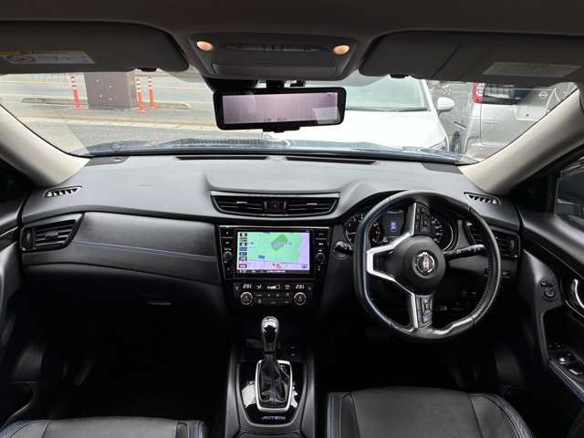 日産 エクストレイル ２．０ ＡＵＴＥＣＨ Ｉパッケージ ３列車 ４ＷＤ R3年 (中国) 99