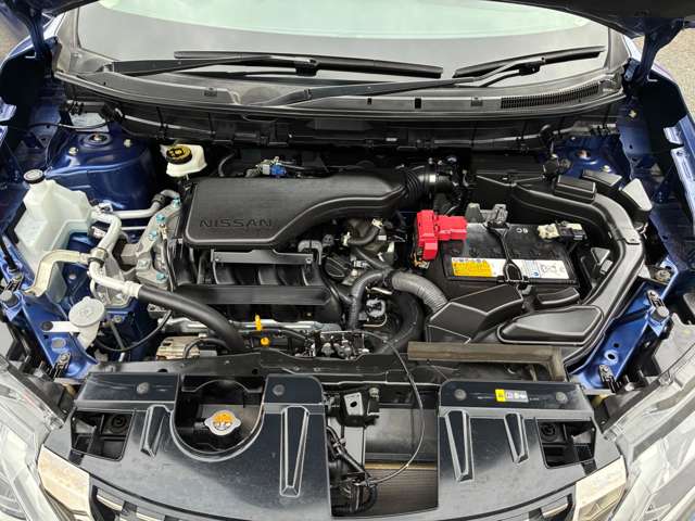 日産 エクストレイル ２．０ ＡＵＴＥＣＨ Ｉパッケージ ３列車 ４ＷＤ R3年 (中国) 99