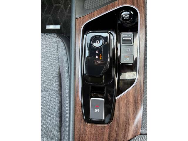 日産 ノートオーラ １．２ Ｇ R5年 (中国) 99