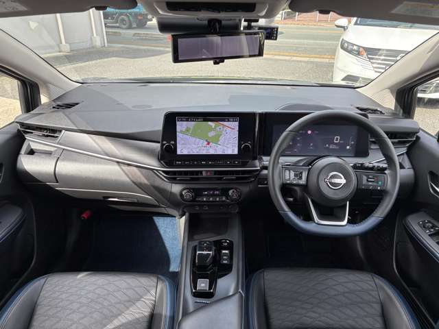 日産 ノート １．２ ＡＵＴＥＣＨ R4年 (中国) 99