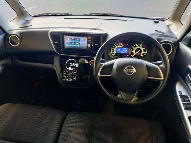 日産 デイズ　ルークス ６６０ ハイウェイスターＸ H26年 (中国) 99
