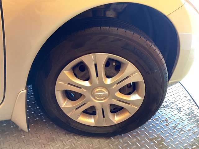 日産 ノート １．２ Ｘ H30年 (近畿) 99
