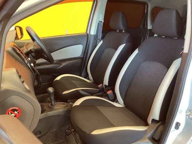 日産 ノート １．２ Ｘ H30年 (近畿) 99
