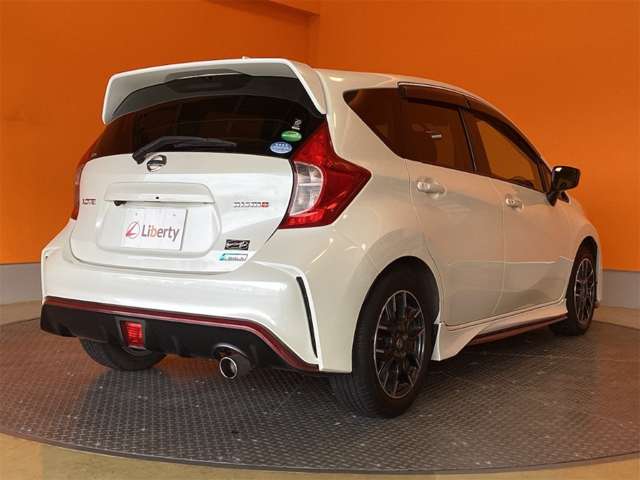 日産 ノート １．２ ＮＩＳＭＯ H27年 (近畿) 99