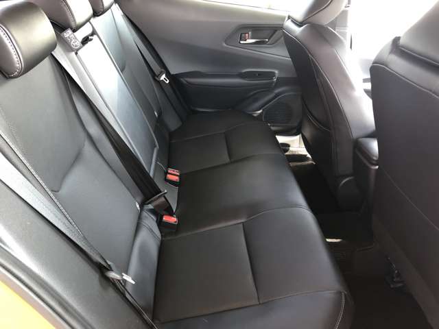 トヨタ プリウス ２．０ Ｚ R5年 (近畿) 99