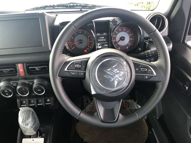 スズキ ジムニー　ノマド １．５ ＦＣ ４ＷＤ R8年 () 99