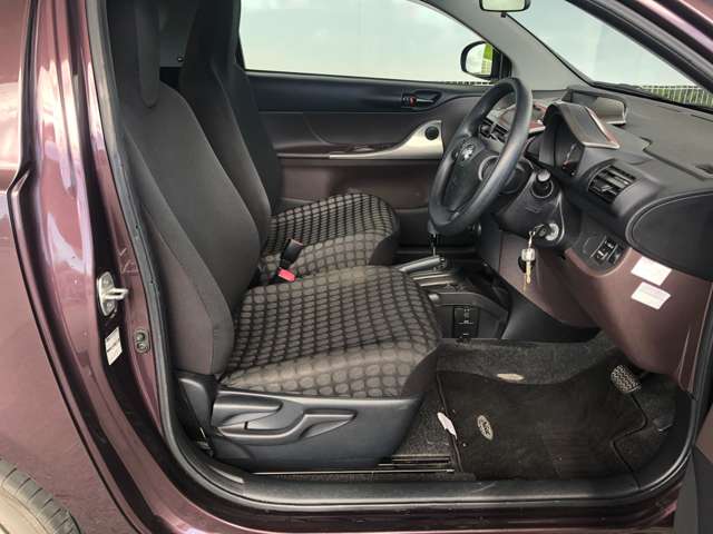 トヨタ ｉＱ １．０ １００Ｘ ２シーター H24年 (近畿) 99
