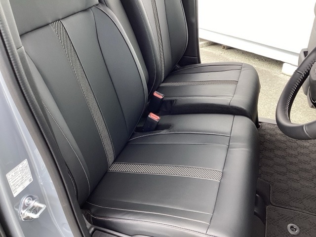 ホンダ Ｎ　ＢＯＸ カスタム ６６０ コーディネートスタイル ２トーン R8年 (近畿) 99