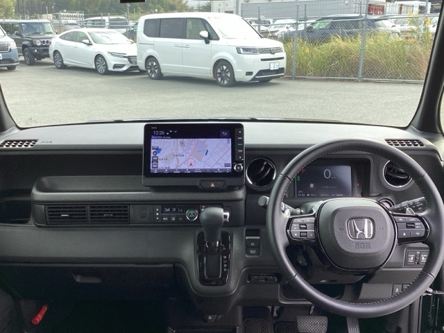 ホンダ Ｎ　ＢＯＸ カスタム ６６０ ターボ ブラック スタイル R8年 (近畿) 99