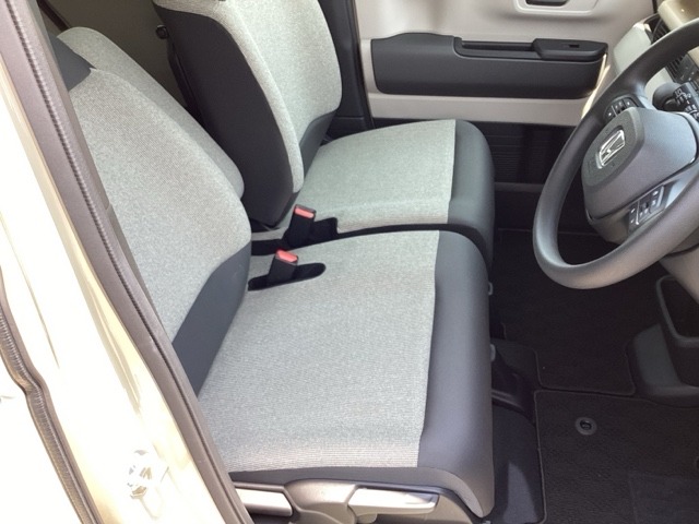 ホンダ Ｎ　ＢＯＸ ６６０ ファッションスタイル ２トーン R7年 (近畿) 99