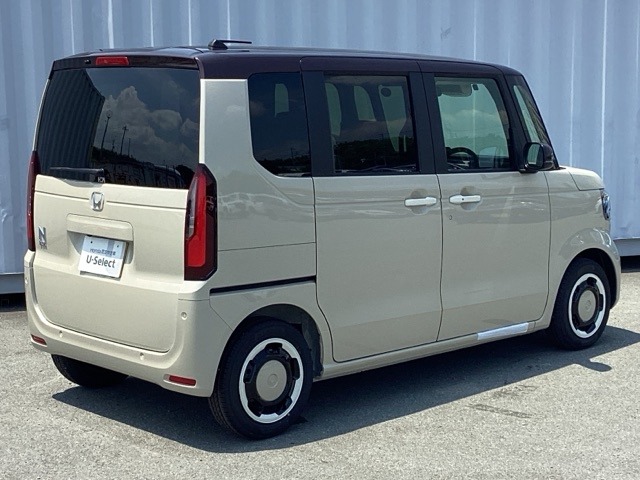 ホンダ Ｎ　ＢＯＸ ６６０ ファッションスタイル ２トーン R7年 (近畿) 99