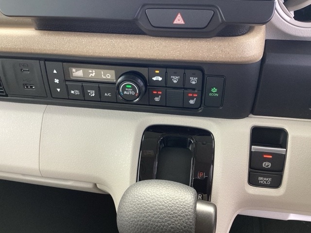 ホンダ Ｎ　ＢＯＸ ６６０ ファッションスタイル ２トーン R8年 (近畿) 99