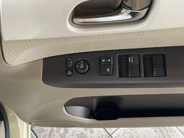 ホンダ Ｎ　ＢＯＸ ６６０ Ｇ Ｌパッケージ H28年 () 99
