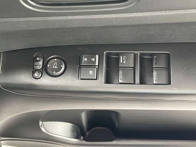 ホンダ Ｎ　ＢＯＸ ６６０ Ｇ ＳＳパッケージ H25年 () 99