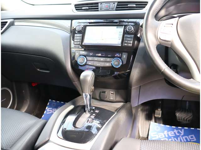日産 エクストレイル ２．０ ２０ＸＴ エマージェンシーブレーキパッケージ ３列車 ４ＷＤ H28年 (関東) 99