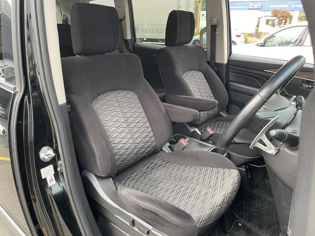 三菱 デリカ　Ｄ：５ ２．２ Ｐ ディーゼルターボ ４ＷＤ R1年 () 99