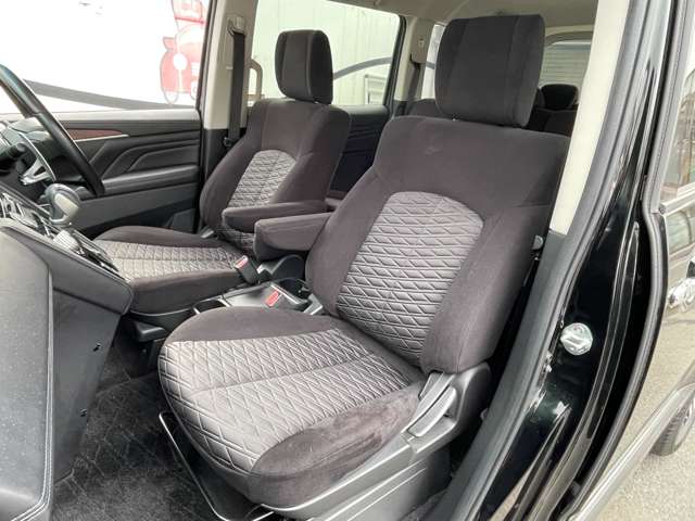 三菱 デリカ　Ｄ：５ ２．２ Ｐ ディーゼルターボ ４ＷＤ R1年 () 99