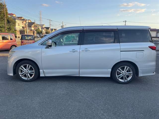 日産 エルグランド ２．５ ２５０ハイウェイスター H23年 () 99