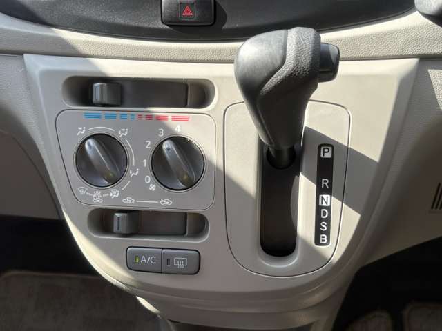 ダイハツ ミラ　イース ６６０ Ｌ H29年 (東海) 99