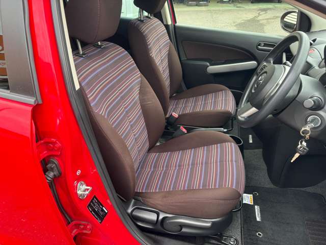 マツダ デミオ １．３ １３Ｃ－Ｖ スマートエディションＩＩ H26年 (東海) 99