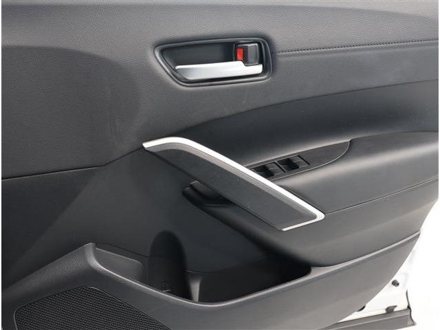 トヨタ カローラクロス ２．０ Ｚ R7年 () 99